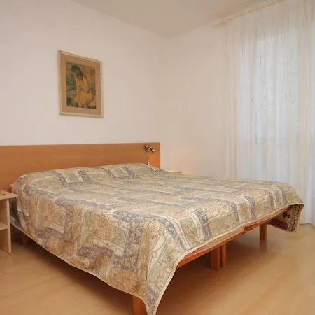 By The Sea - 2549 * Umag